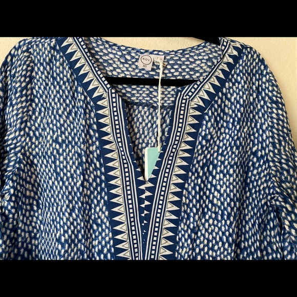 KOY Resort Bay Blue Hampton Bell Sleeve Coverup - Picture 4 of 8